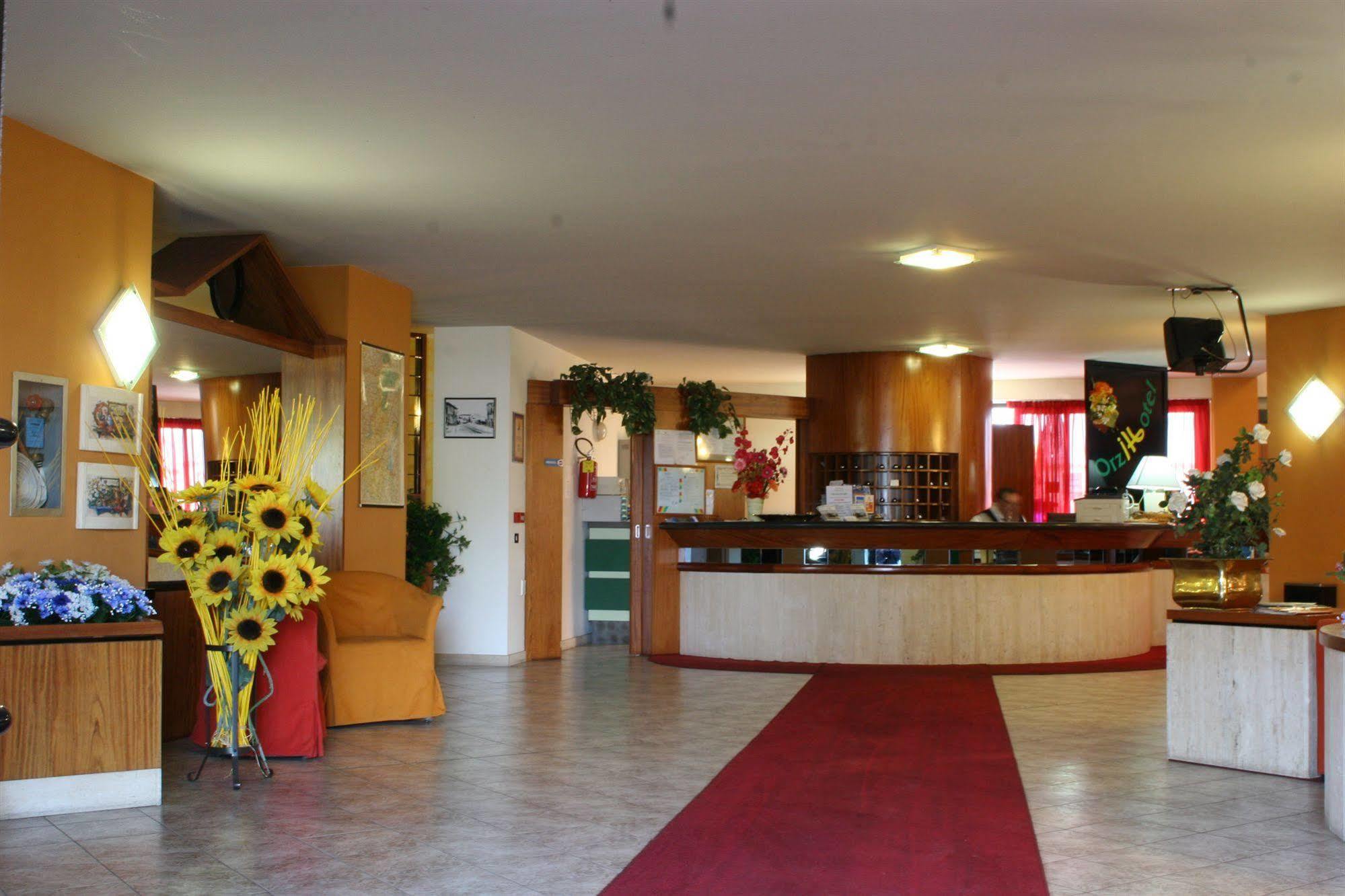 Orzihotel Orzivecchi Exterior foto