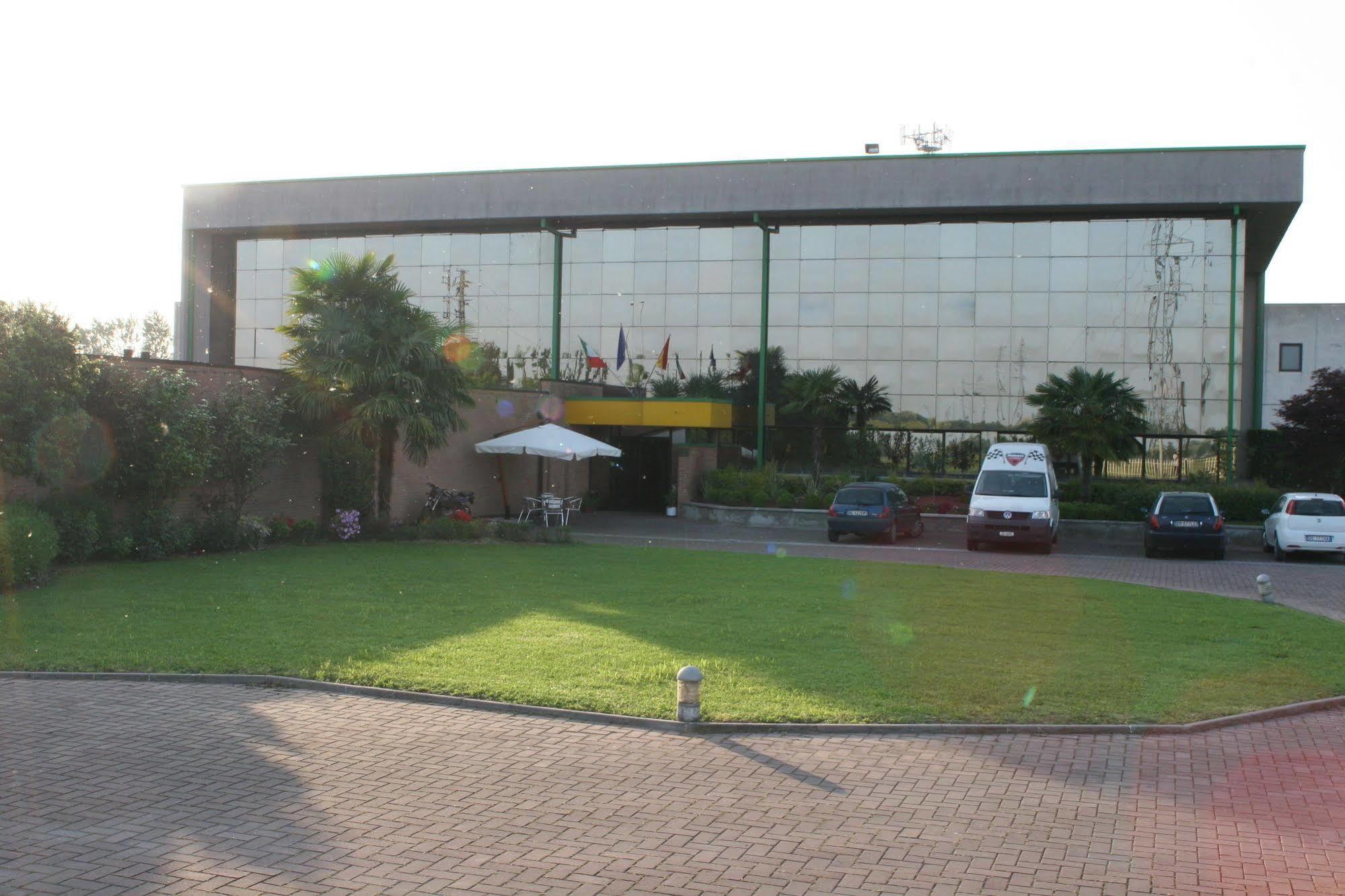 Orzihotel Orzivecchi Exterior foto